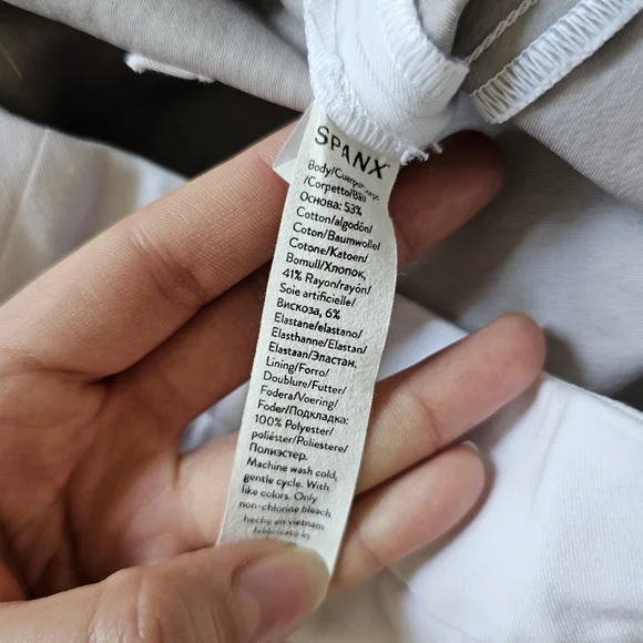 Spanx Stretch Shaping Pull-on White High-waist Bootcut Cropped Pants Size S - Picture 6 of 6